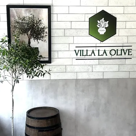 La Olive Premium